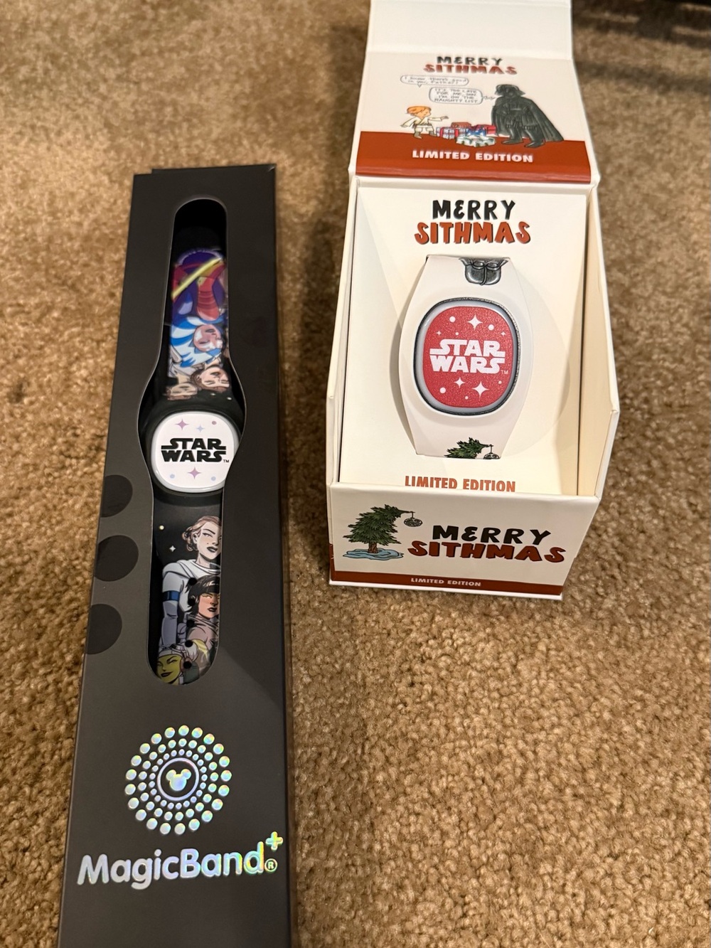 Bundle of Star Wars Disney MagicBands Linked